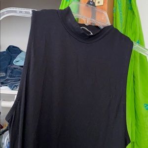 Turtleneck sleeveless top